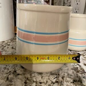Vintage from the 1970s
McCoy pot/crock , pink and blue stripes